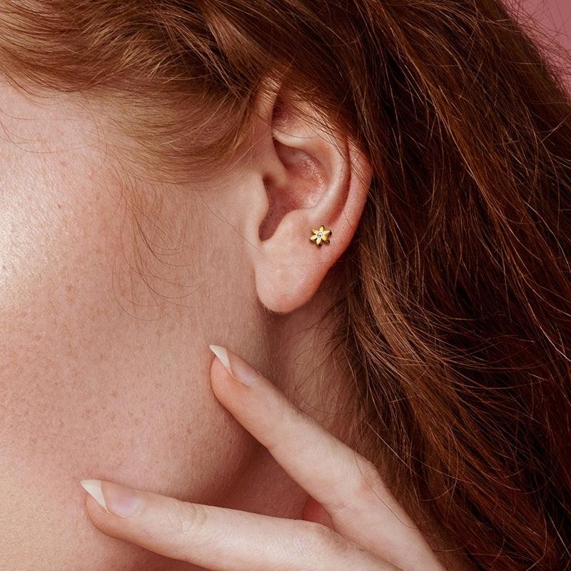 Stud Cartílago / Tragus - Flor Solitaria