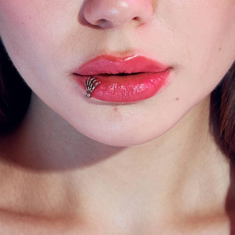 Stud - Skull 01