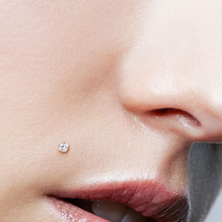 Piercing micro labret de labio cristal cuadrado – piercing-glamz
